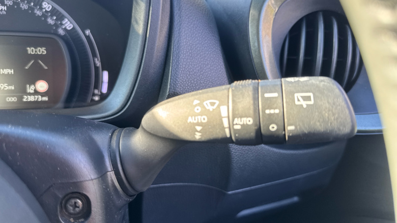 Toyota Aygo X 1.0 VVT-i Edge 5dr Petrol Hatchback